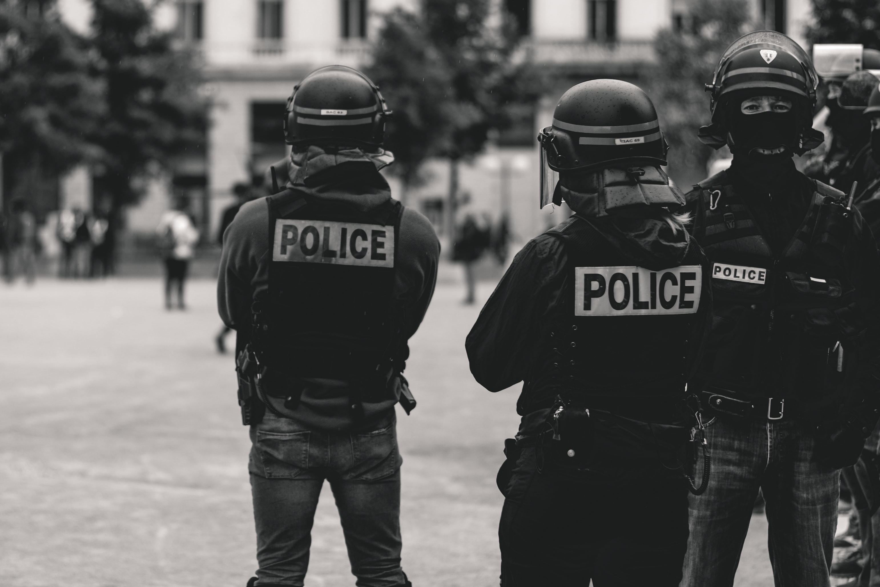 Comprendre le rôle de la police au sein du racisme systémique